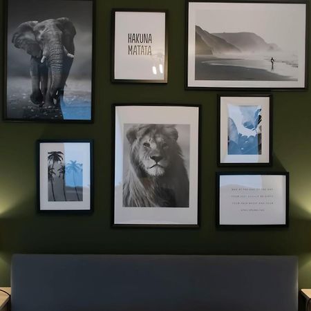 General Sixty-Seven By Romy&Travis Hotel Brugge Bagian luar foto