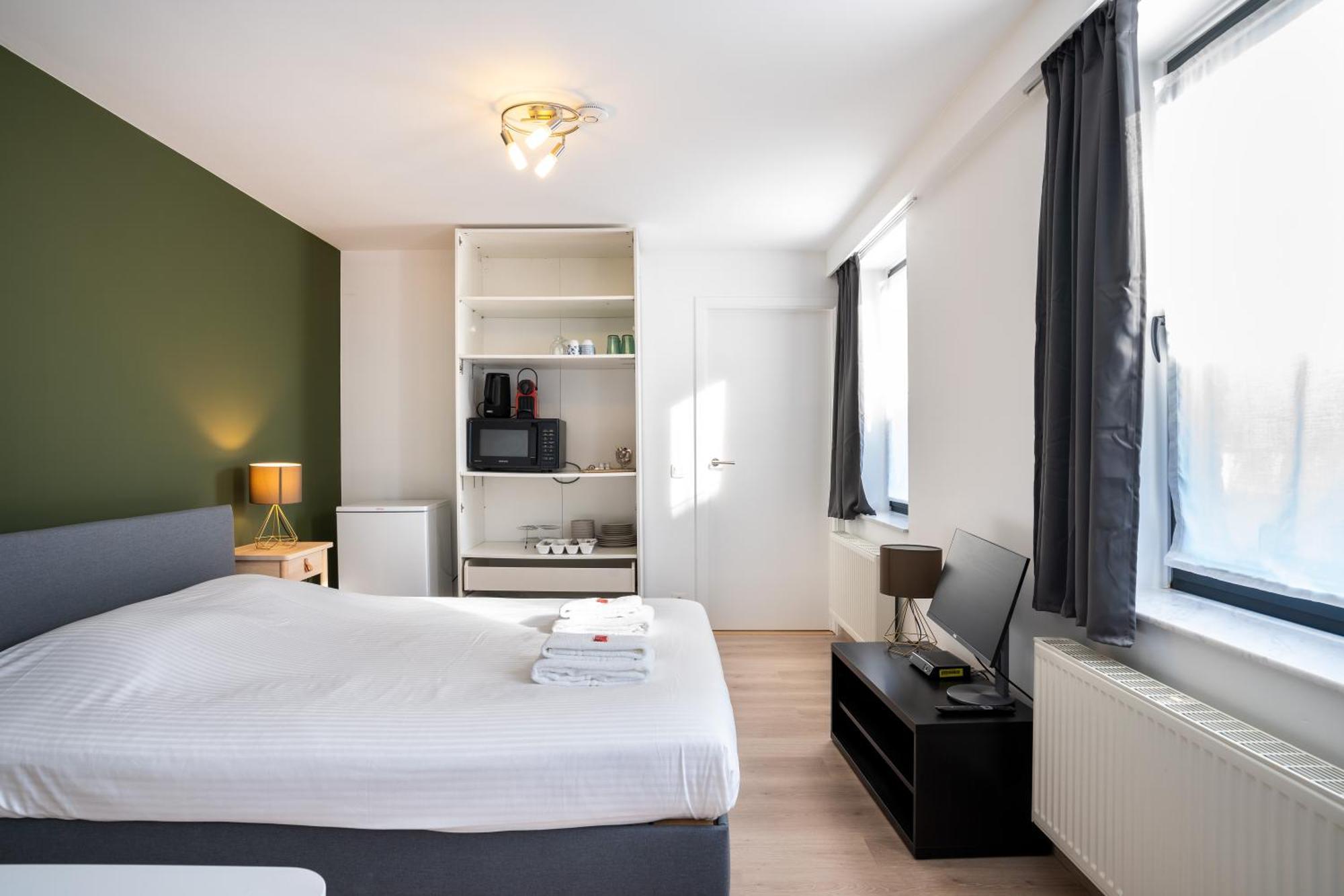 General Sixty-Seven By Romy&Travis Hotel Brugge Bagian luar foto