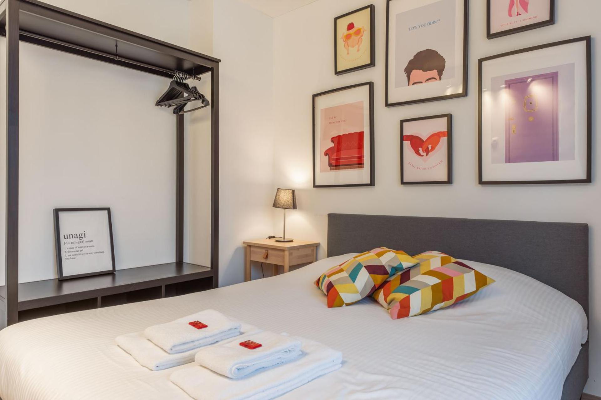 General Sixty-Seven By Romy&Travis Hotel Brugge Bagian luar foto