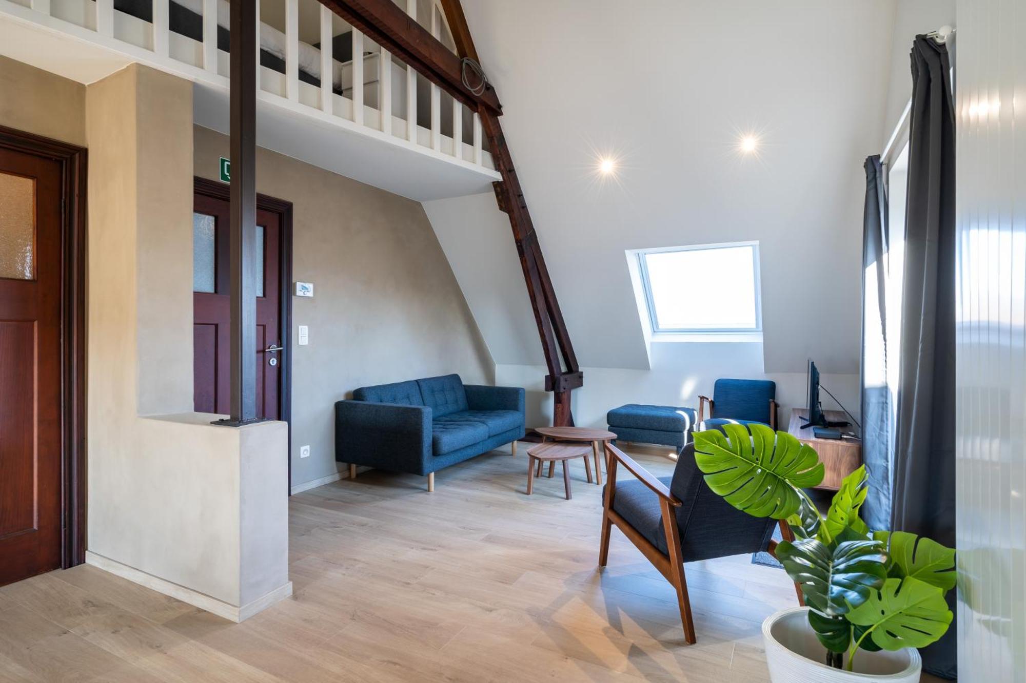 General Sixty-Seven By Romy&Travis Hotel Brugge Bagian luar foto