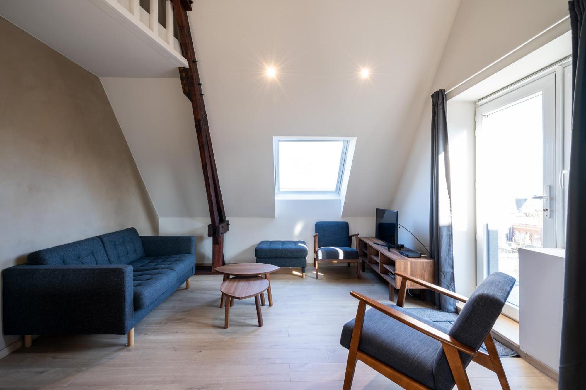 General Sixty-Seven By Romy&Travis Hotel Brugge Bagian luar foto
